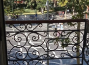 İcarəyə verilir 3 otaqlı 122 m2 köhnə tikili İçəri Şəhər m.