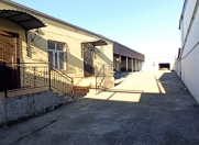 Satılır 10 otaqlı 300 m2 obyekt Montin adına park