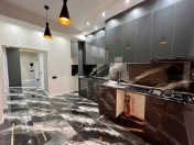 İcarəyə verilir 3 otaqlı 103 m2 yeni tikili Əhmədli m.