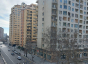 Satılır 4 otaqlı 198 m2 yeni tikili 28 May m.