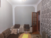 İcarəyə verilir 2 otaqlı 55 m2 köhnə tikili Nəriman Nərimanov m.