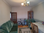 Satılır 2 otaqlı 60 m2 köhnə tikili Xalqlar Dostluğu m.