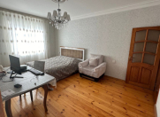 Satılır 5 otaqlı 120 m2 köhnə tikili Y.Günəşli