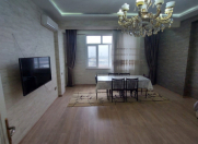 İcarəyə verilir 3 otaqlı 150 m2 yeni tikili Qara Qarayev m.