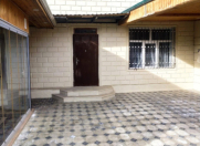 Satılır 4 otaqlı 230 m2 həyət evi Əmircan