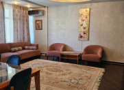 Satılır 4 otaqlı 155 m2 yeni tikili 28 May m.