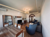 Satılır 4 otaqlı 141 m2 yeni tikili Nizami m.