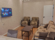 İcarəyə verilir 2 otaqlı 100 m2 yeni tikili 28 May m.