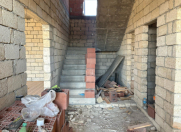 Satılır 6 otaqlı 300 m2 həyət evi Saray