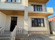 Satılır 6 otaqlı 220 m2 həyət evi Bakıxanov