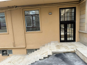 İcarəyə verilir 3 otaqlı 343 m2 obyekt Bakı Dövlət Universiteti