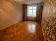 Satılır 2 otaqlı 65 m2 köhnə tikili 9 mkr