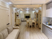 Satılır 3 otaqlı 90 m2 yeni tikili İnşaatçılar m.