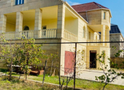 Satılır 6 otaqlı 450 m2 həyət evi Saray
