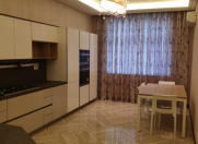 Satılır 4 otaqlı 205 m2 yeni tikili 28 May m.