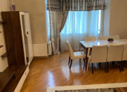 Satılır 4 otaqlı 120 m2 köhnə tikili İçəri Şəhər m.