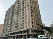 Satılır 4 otaqlı 245 m2 yeni tikili Gənclik m.