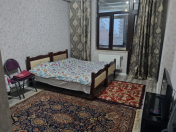 İcarəyə verilir 1 otaqlı 50 m2 yeni tikili 28 May m.