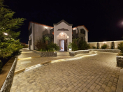 Satılır 6 otaqlı 300 m2 villa Nardaran