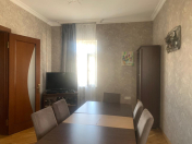 Satılır 4 otaqlı 65 m2 köhnə tikili Nəriman Nərimanov m.