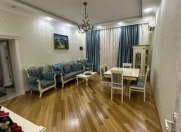 Satılır 5 otaqlı 200 m2 həyət evi Bakıxanov