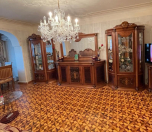 Satılır 4 otaqlı 150 m2 köhnə tikili Gənclik m.