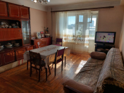 Satılır 5 otaqlı 102 m2 köhnə tikili Qaraçuxur