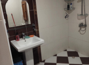 Satılır 4 otaqlı 110 m2 köhnə tikili 8 mkr