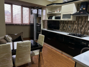 Satılır 2 otaqlı 60 m2 köhnə tikili 8 mkr