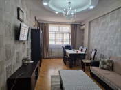 Satılır 2 otaqlı 72 m2 yeni tikili İnşaatçılar m.