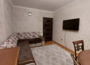 Satılır 2 otaqlı 60 m2 köhnə tikili Bakıxanov