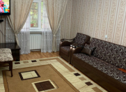 Satılır 4 otaqlı 100 m2 köhnə tikili Xalqlar Dostluğu m.