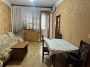 İcarəyə verilir 2 otaqlı 45 m2 köhnə tikili 2 mkr