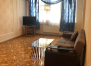 İcarəyə verilir 3 otaqlı 100 m2 yeni tikili Nizami m.