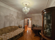 Satılır 2 otaqlı 70 m2 köhnə tikili 8 mkr