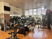 İcarəyə verilir 3 otaqlı 250 m2 obyekt Şah İsmayıl Xətai m.