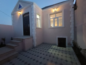 Satılır 3 otaqlı 75 m2 həyət evi Binə
