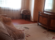 İcarəyə verilir 3 otaqlı 70 m2 köhnə tikili 8 km