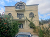 Satılır 6 otaqlı 313 m2 villa Y.Ramana