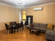 İcarəyə verilir 3 otaqlı 120 m2 yeni tikili Şah İsmayıl Xətai m.