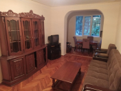 İcarəyə verilir 2 otaqlı 60 m2 köhnə tikili Neftçilər m.