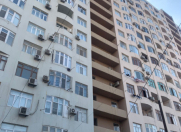 Satılır 3 otaqlı 122 m2 yeni tikili Qara Qarayev m.