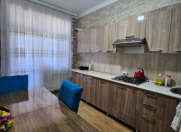 Satılır 4 otaqlı 130 m2 yeni tikili Gənclik m.