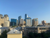 İcarəyə verilir 3 otaqlı 90 m2 köhnə tikili 28 May m.
