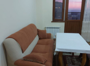 İcarəyə verilir 3 otaqlı 137 m2 yeni tikili Ağ şəhər