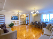 İcarəyə verilir 4 otaqlı 170 m2 yeni tikili Nizami m.