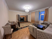 İcarəyə verilir 3 otaqlı 150 m2 yeni tikili Nizami m.