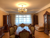 Satılır 3 otaqlı 172 m2 yeni tikili Nizami m.