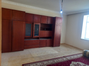 Satılır 3 otaqlı 400 m2 bağ evi Pirşağı