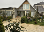Satılır 4 otaqlı 200 m2 bağ evi Mərdəkan